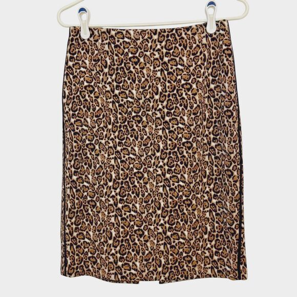 White House Black Market Dresses & Skirts - White House Black Market Leopard‎ Cheetah Straight Pencil Lined Skirt NWT Size 6